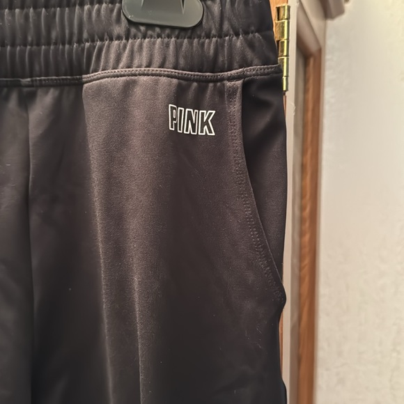 Pink active - Picture 2 of 5